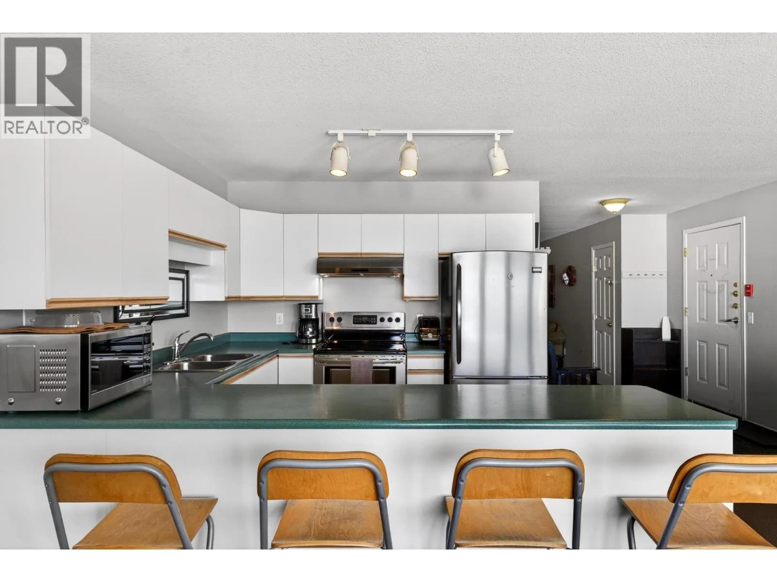 #102 7375 Porcupine Road, Big White, BC photo 2