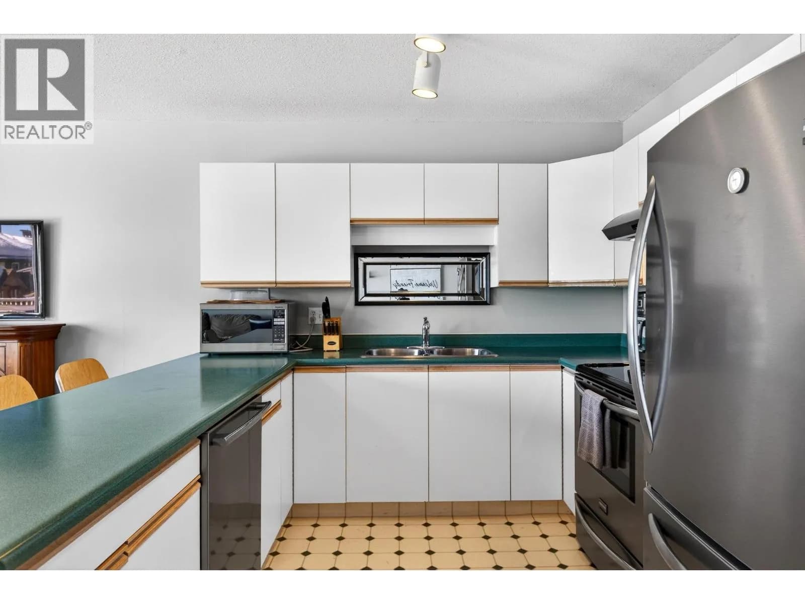 #102 7375 Porcupine Road, Big White, BC photo 5