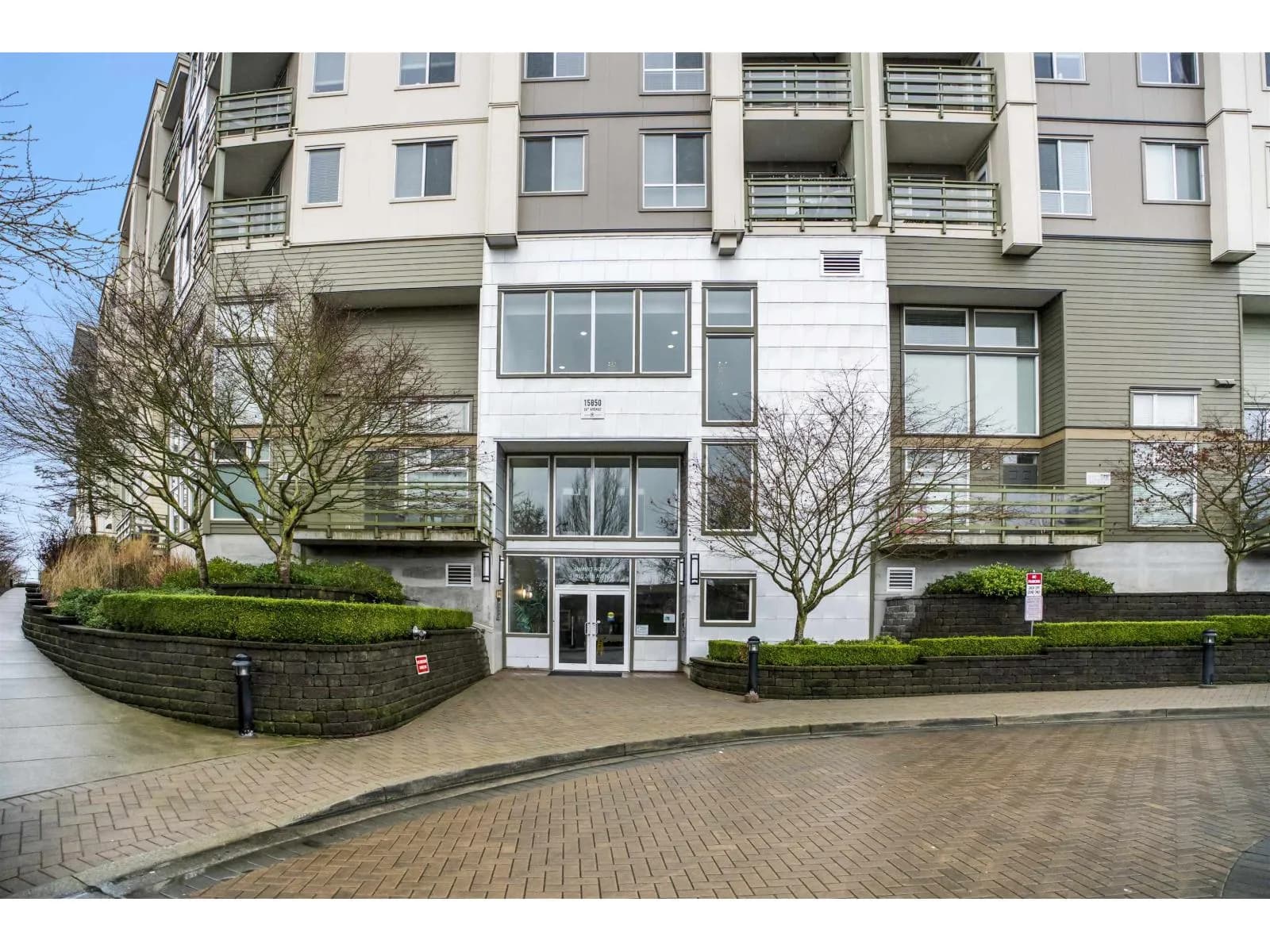 15850 26 AVENUE, Surrey