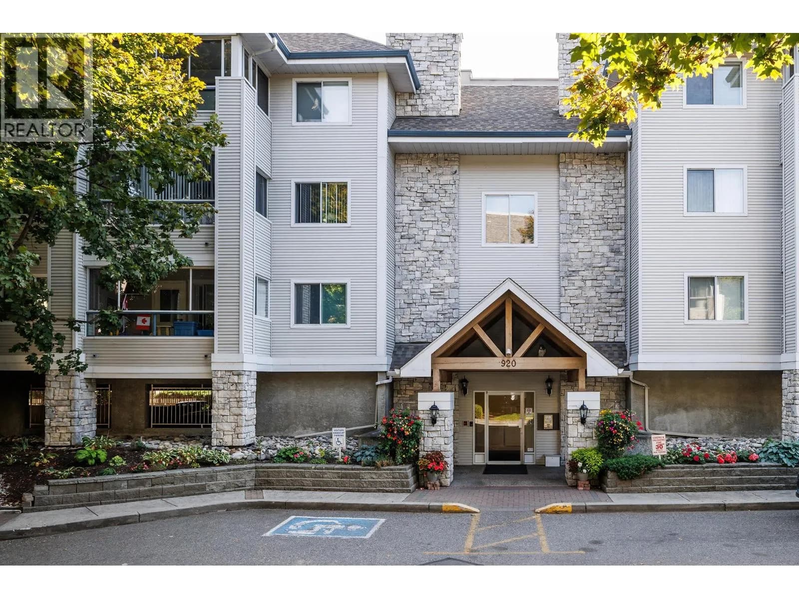 920 Glenwood Avenue, Kelowna