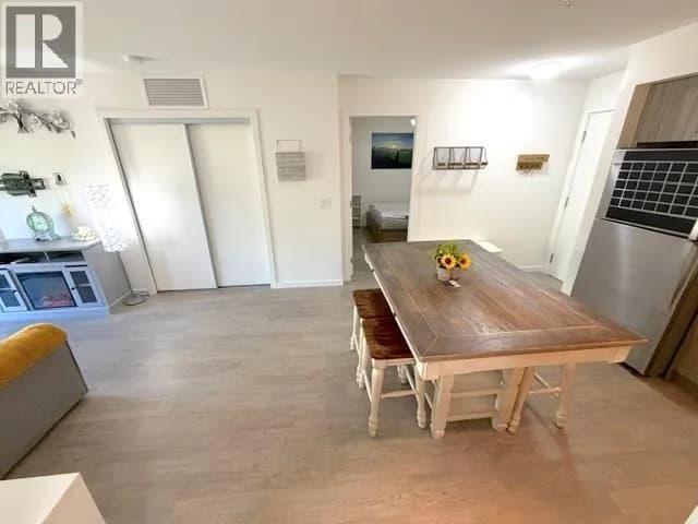 #211 725 Academy Way, Kelowna, BC photo 4