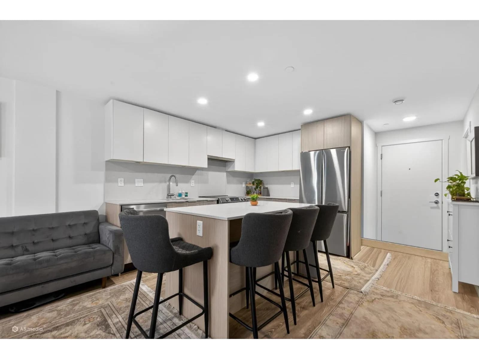#318 13968 LAUREL DRIVE, Surrey, BC photo 5