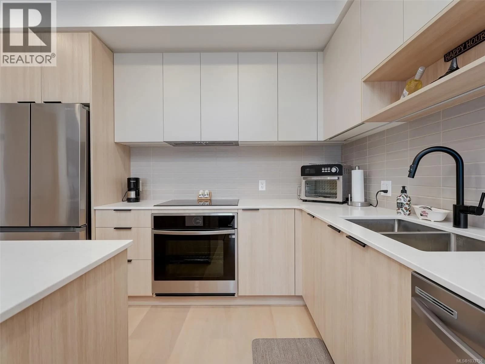 3564A Ryder Hesjedal Way, Colwood