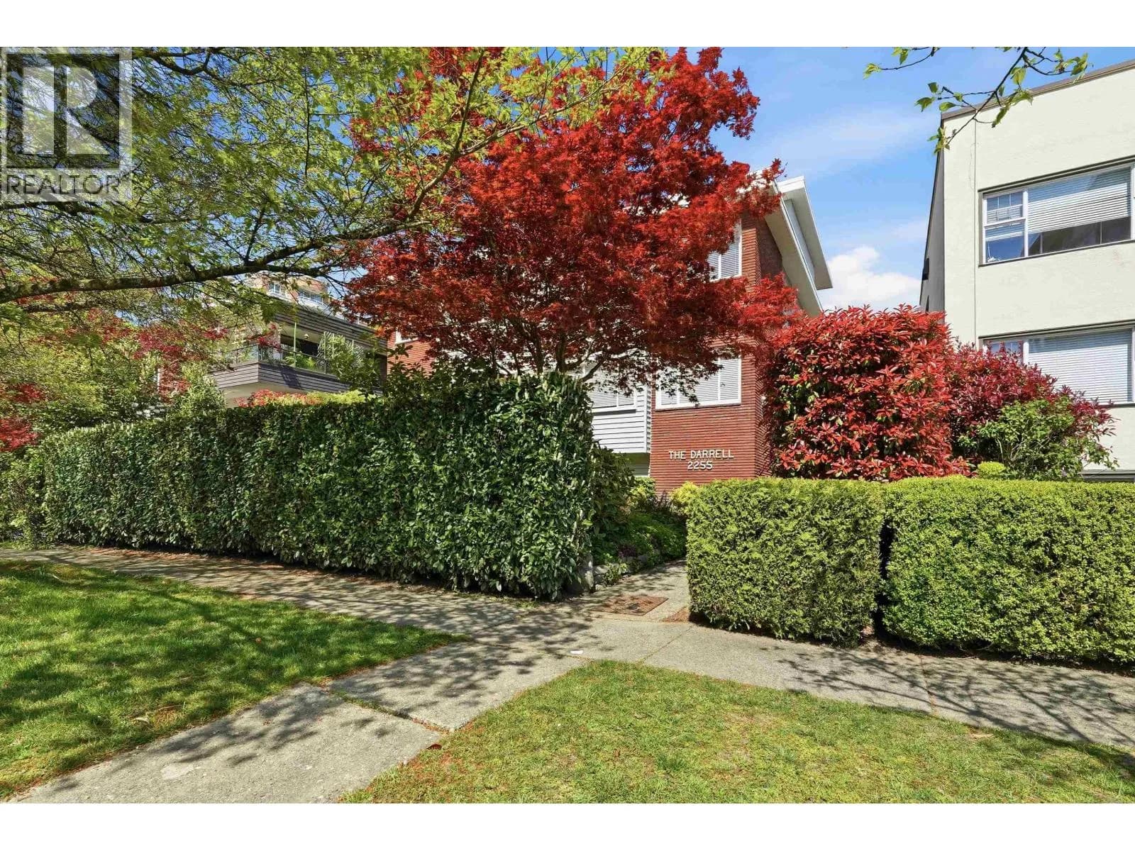 #8 2255 W 40TH AVENUE, Vancouver, BC photo 1