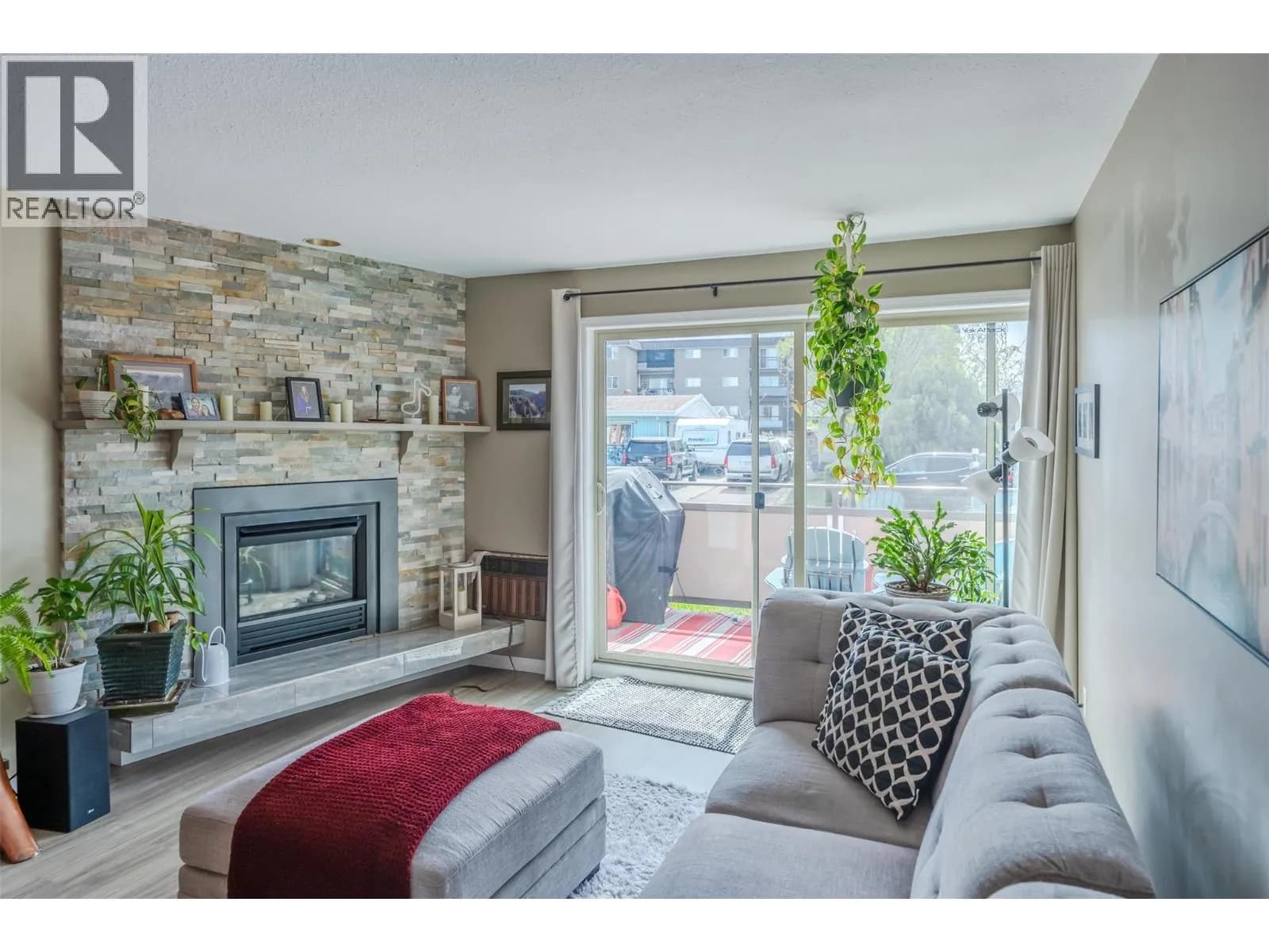 #103 335 Churchill Avenue, Penticton, BC photo 5