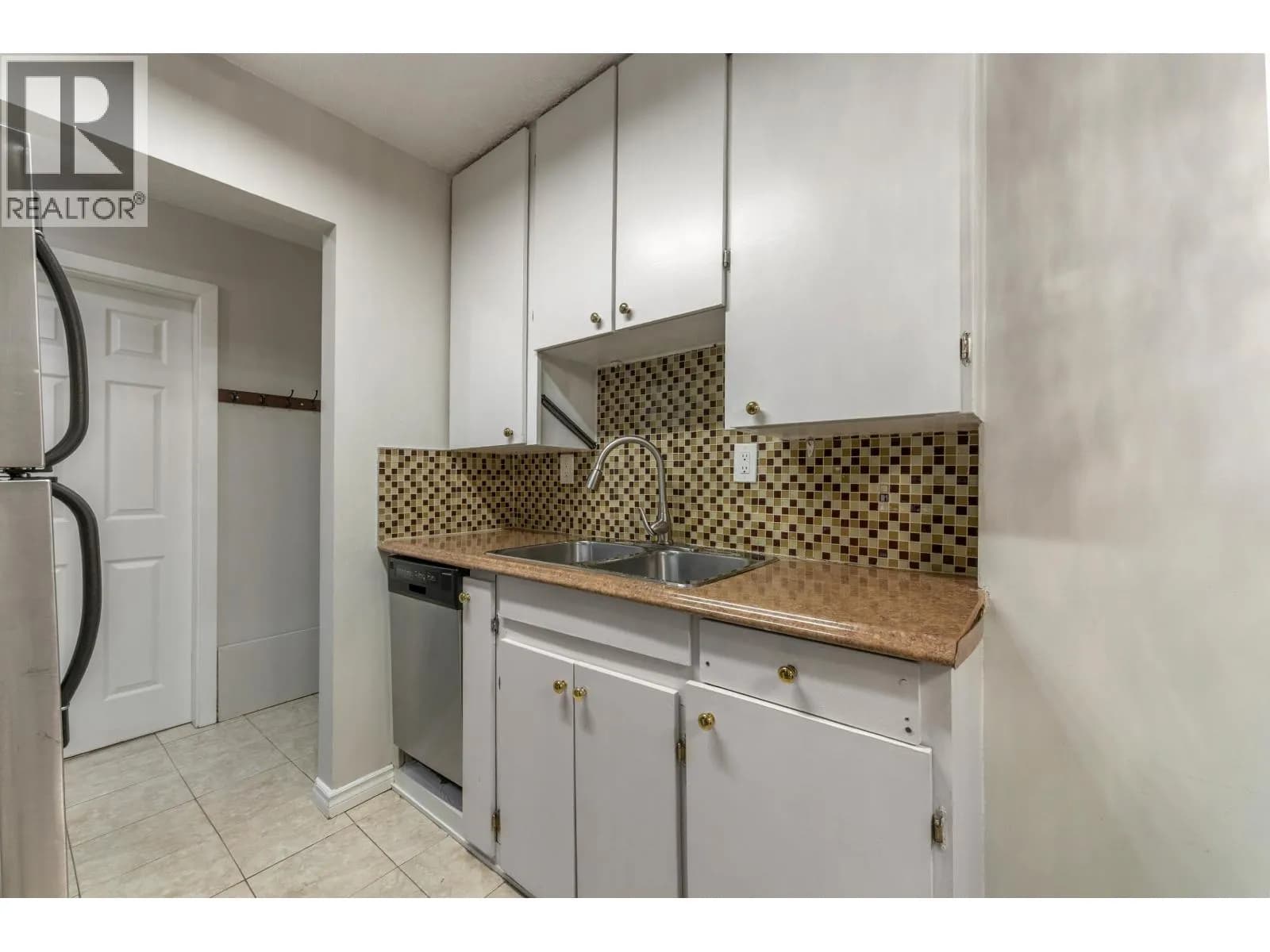 #103 2040 CORNWALL AVENUE, Vancouver, BC photo 5
