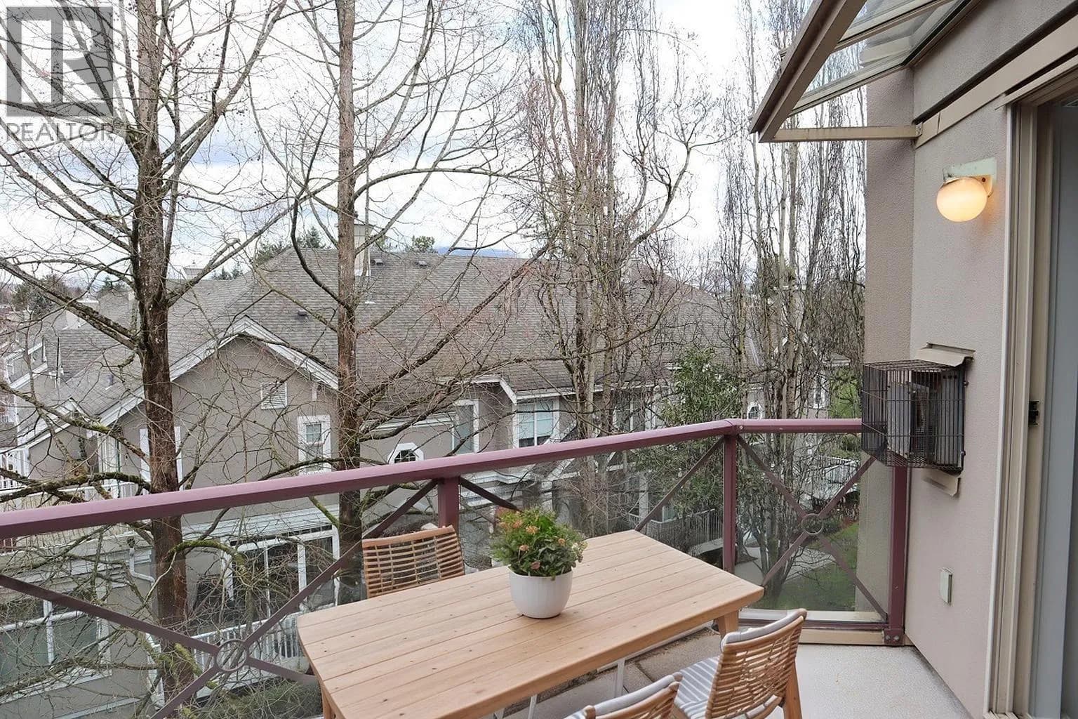 #322 2109 ROWLAND STREET, Port Coquitlam, BC photo 5