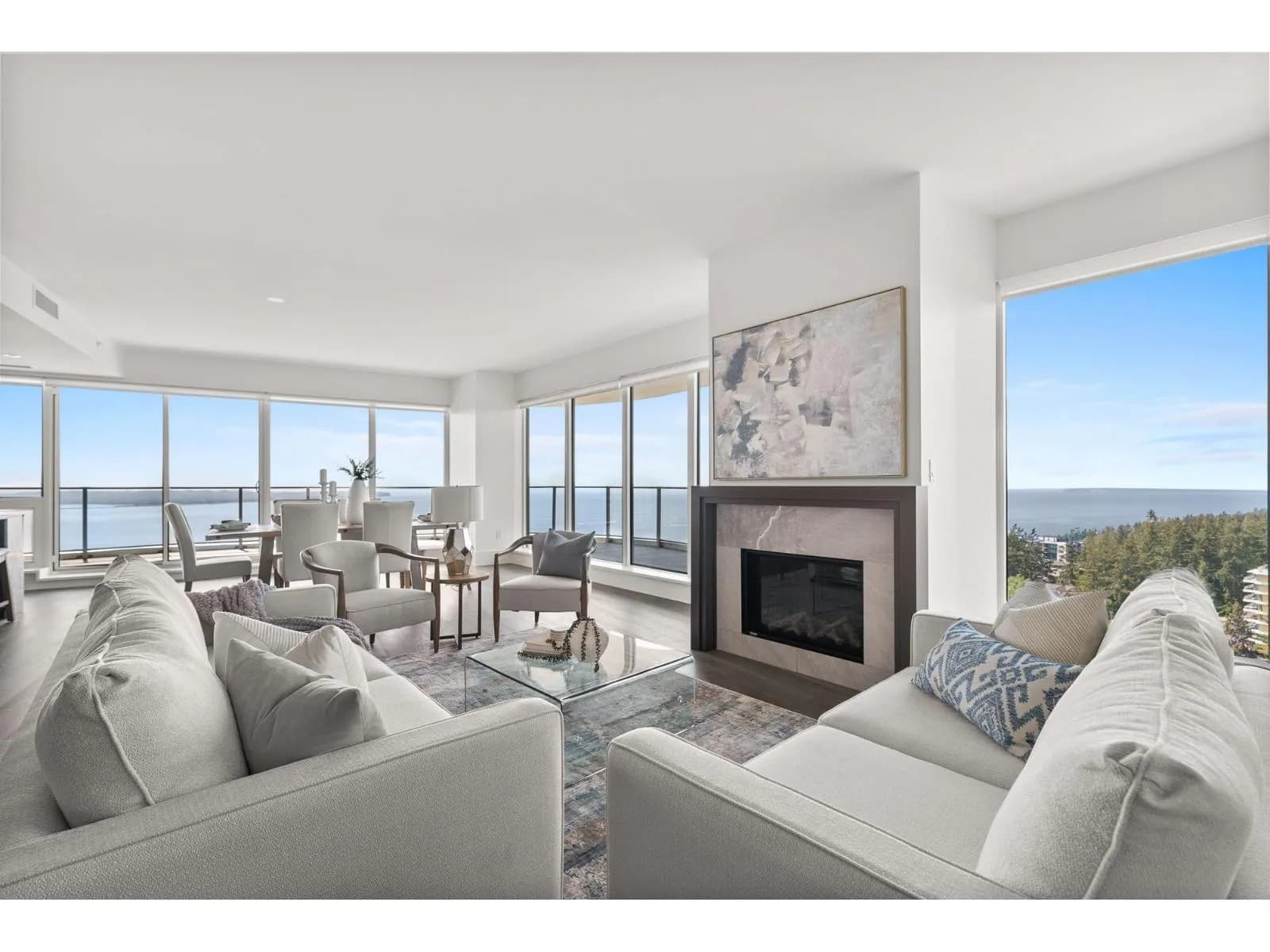 1500 MARTIN STREET, White Rock