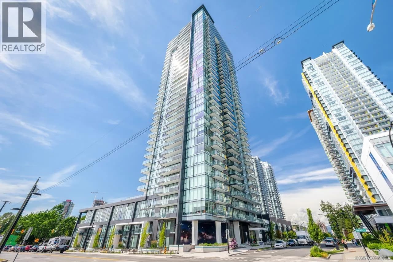 #2906 4688 KINGSWAY, Burnaby, BC photo 2