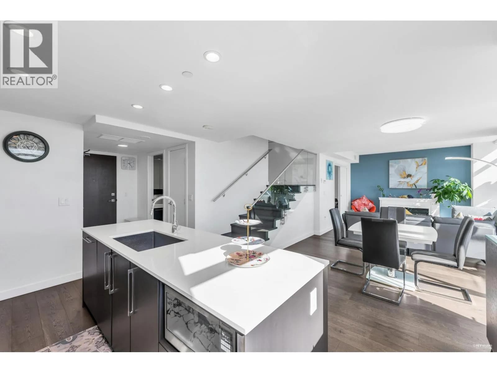 5580 NO. 3 ROAD, Richmond