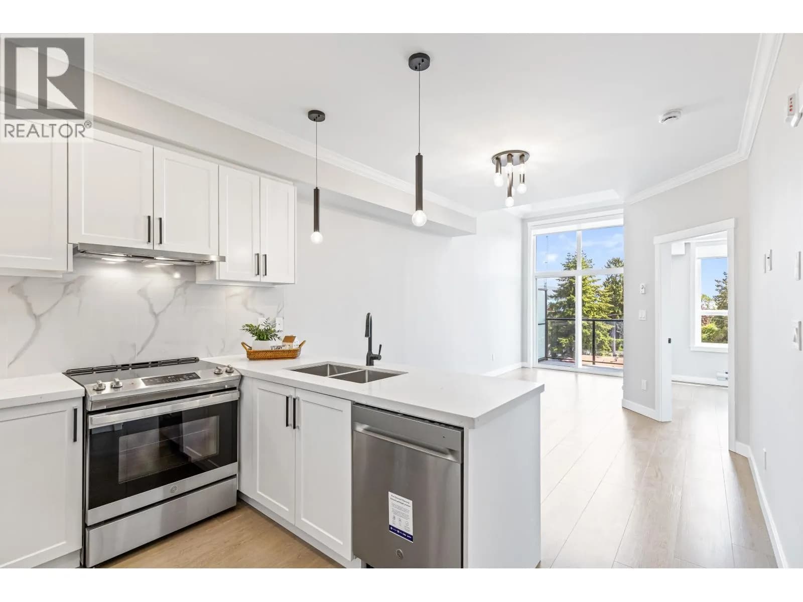 #510 12109 223 STREET, Maple Ridge, BC photo 2