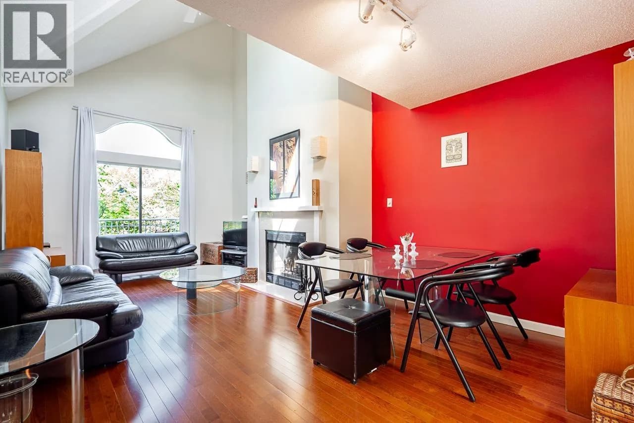 #304 592 W 16TH AVENUE, Vancouver, BC photo 2