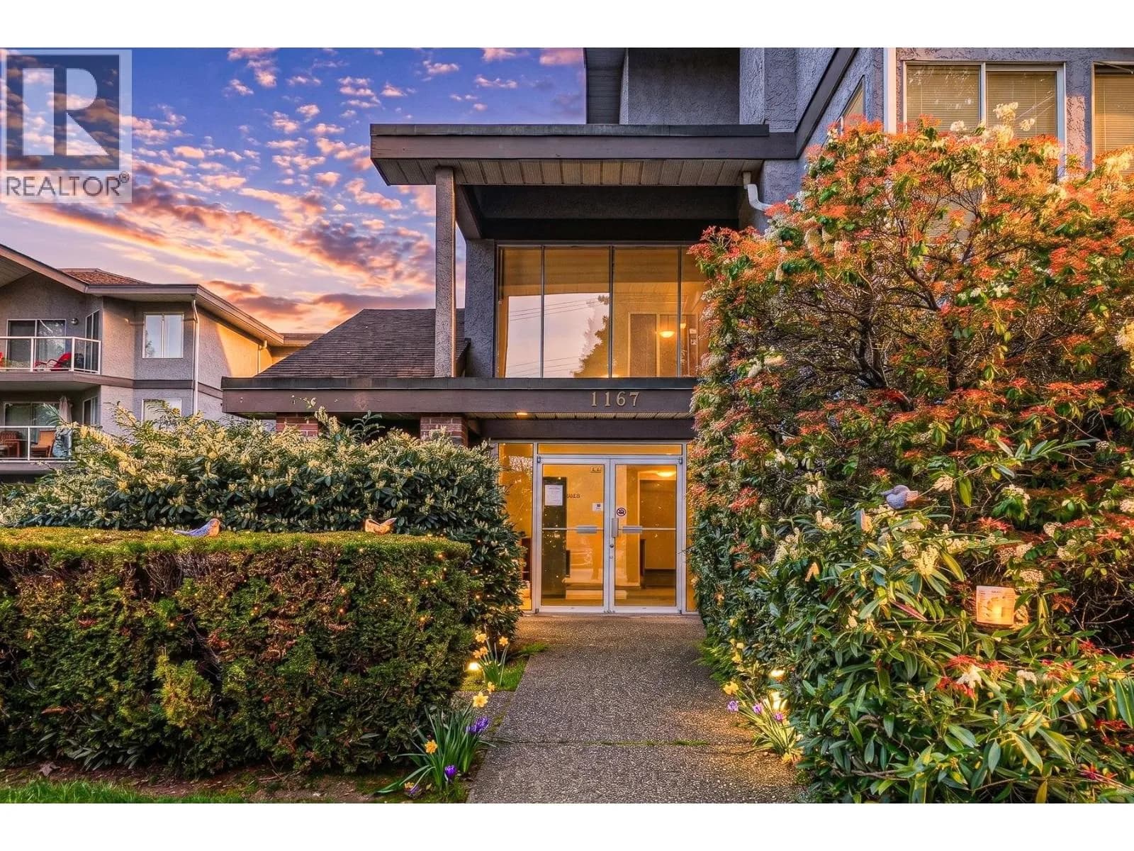 #305 1167 PIPELINE ROAD, Coquitlam, BC photo 2