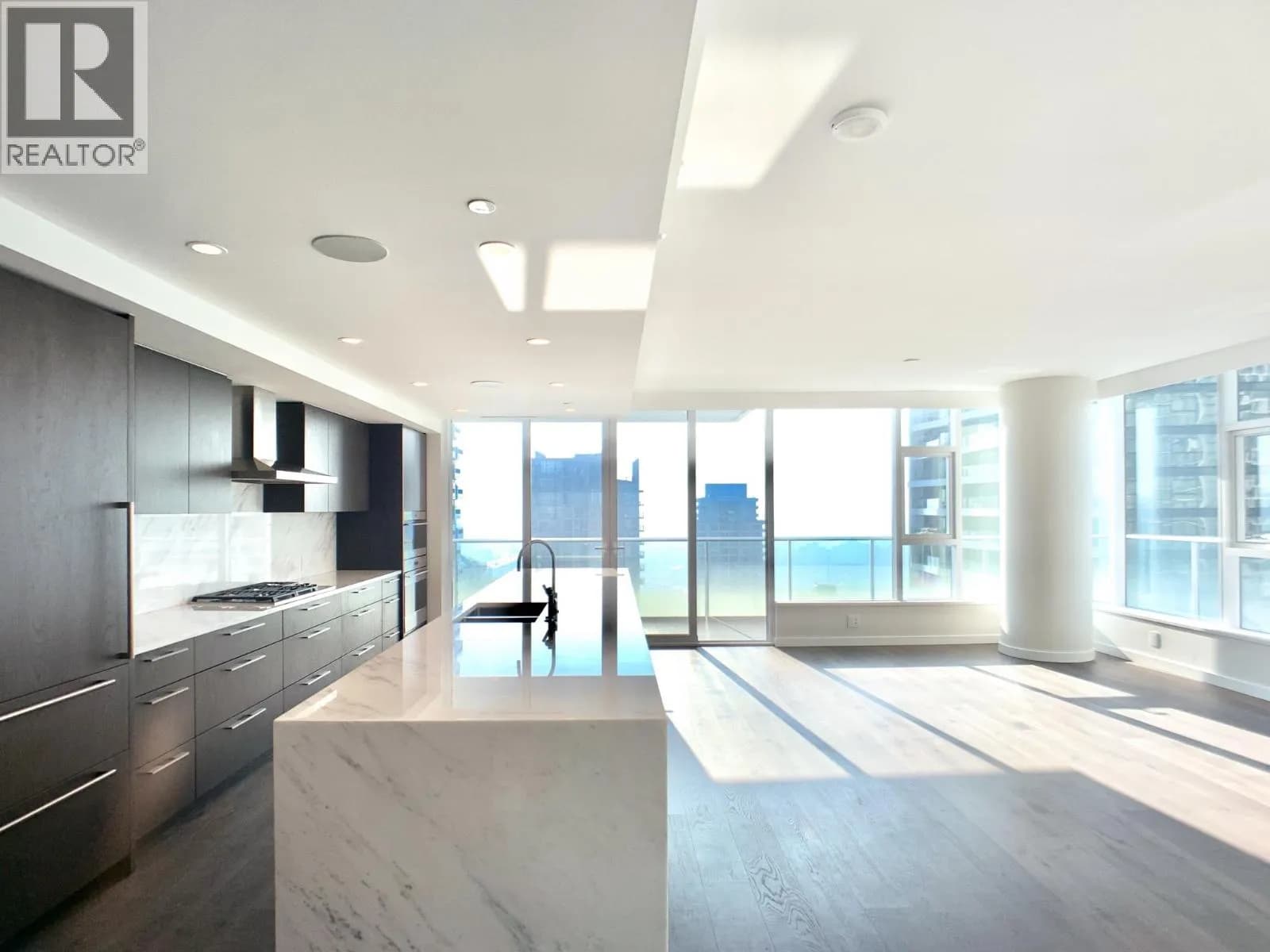 #2504 1335 HOWE STREET, Vancouver, BC photo 5