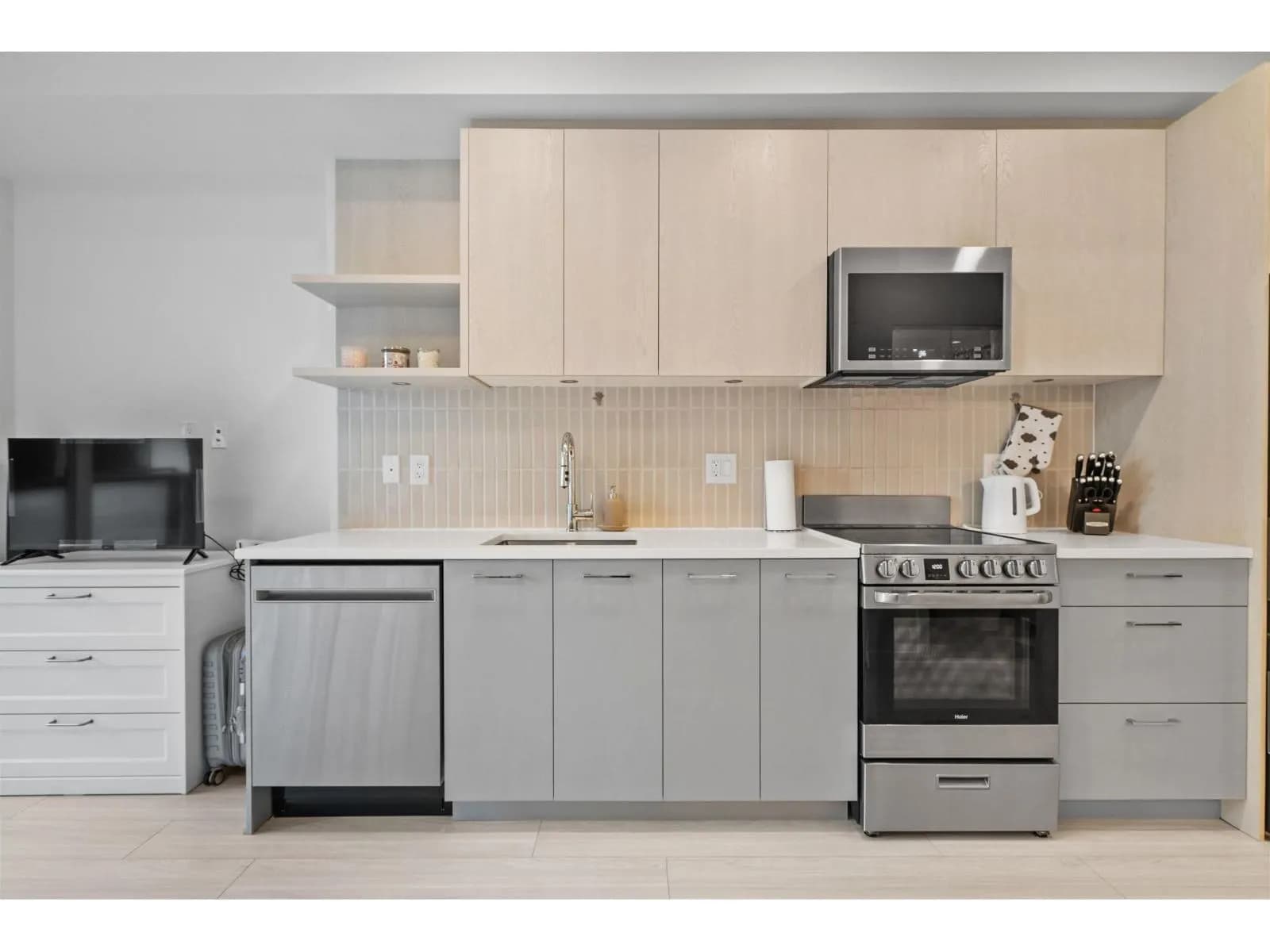10777 138 STREET, Surrey