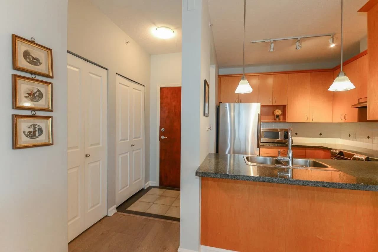 #307 1551 FOSTER STREET, White Rock, BC photo 4