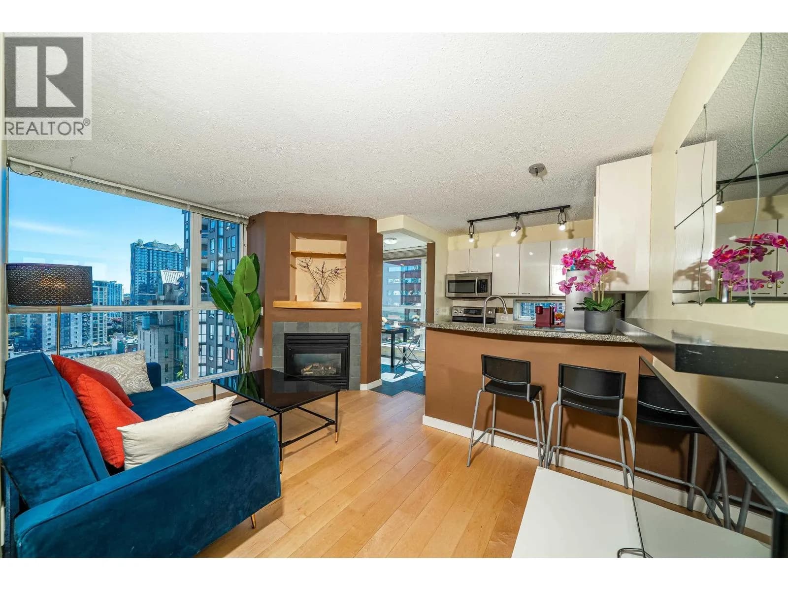 #1509 1068 HORNBY STREET, Vancouver, BC photo 3