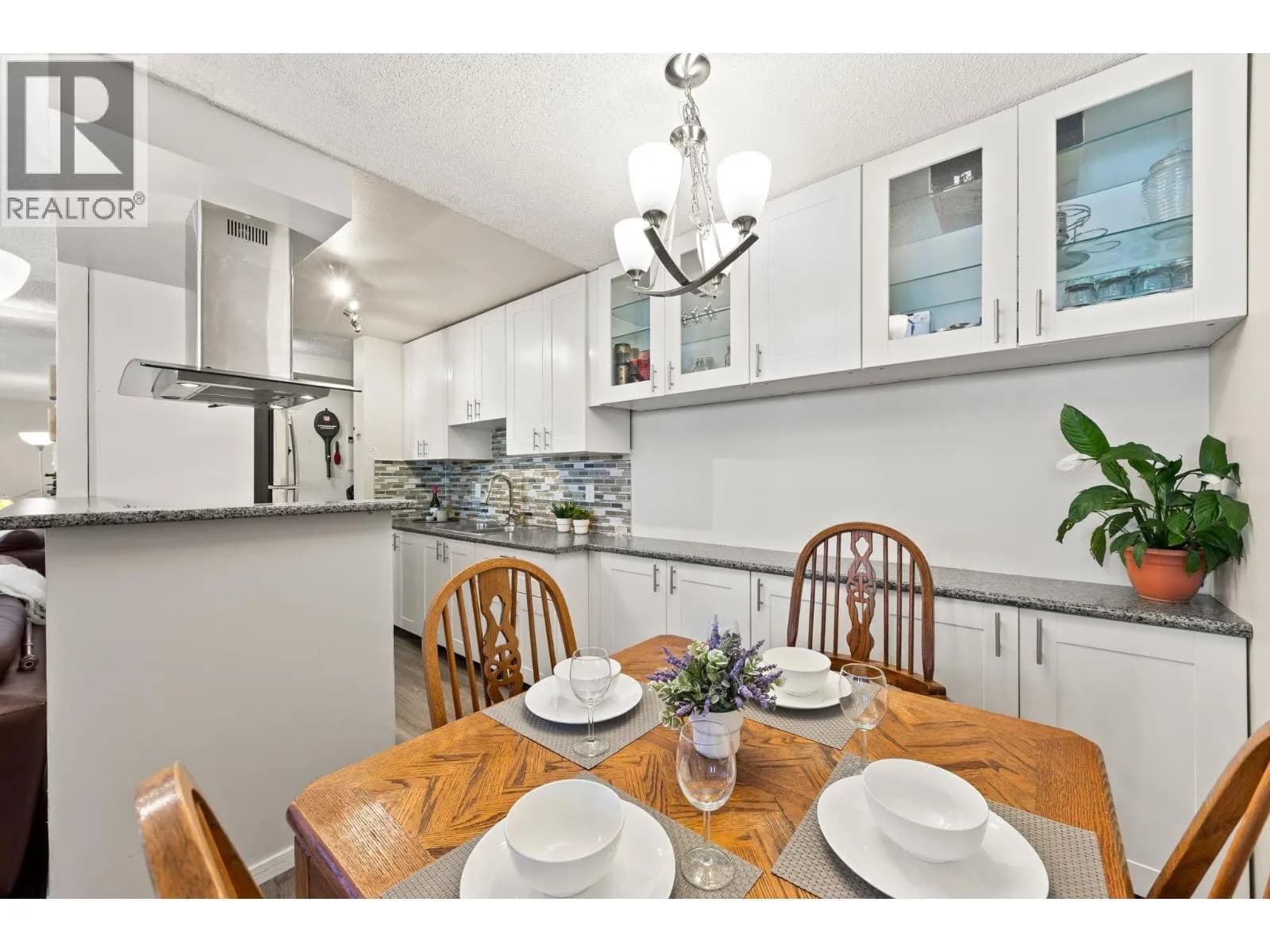 #1202 6759 WILLINGDON AVENUE, Burnaby, BC photo 5