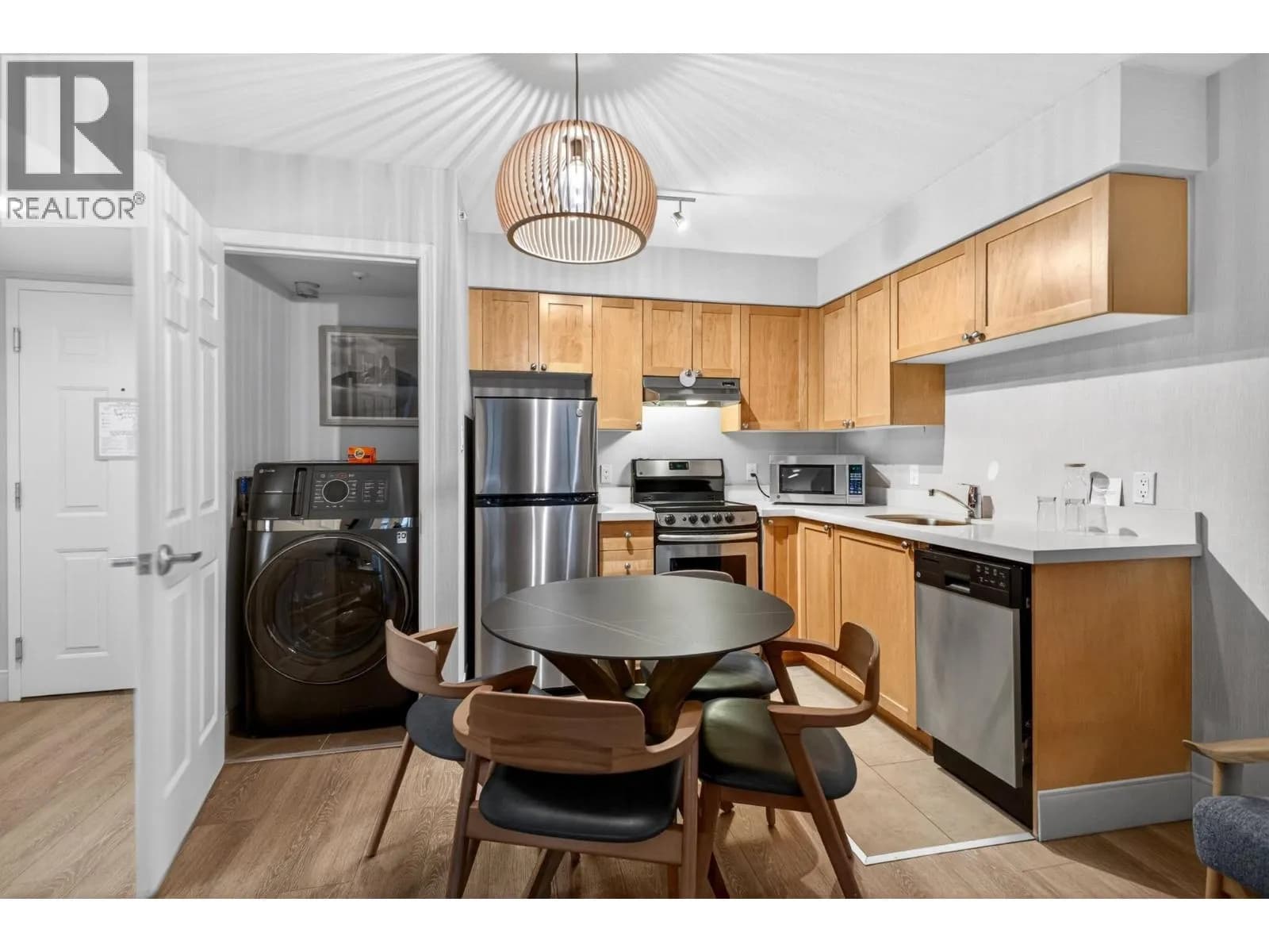 #1211 4308 MAIN STREET, Whistler, BC photo 5