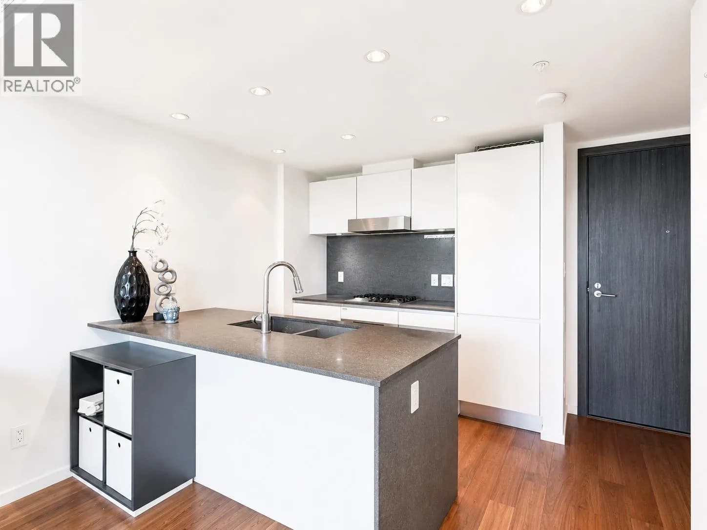 #907 8488 CORNISH STREET, Vancouver, BC photo 4