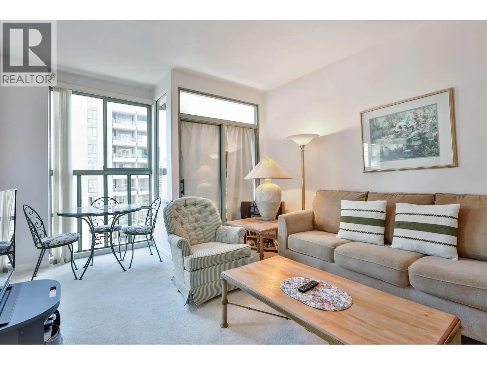 #1402 909 BURRARD STREET, Vancouver, BC photo 2