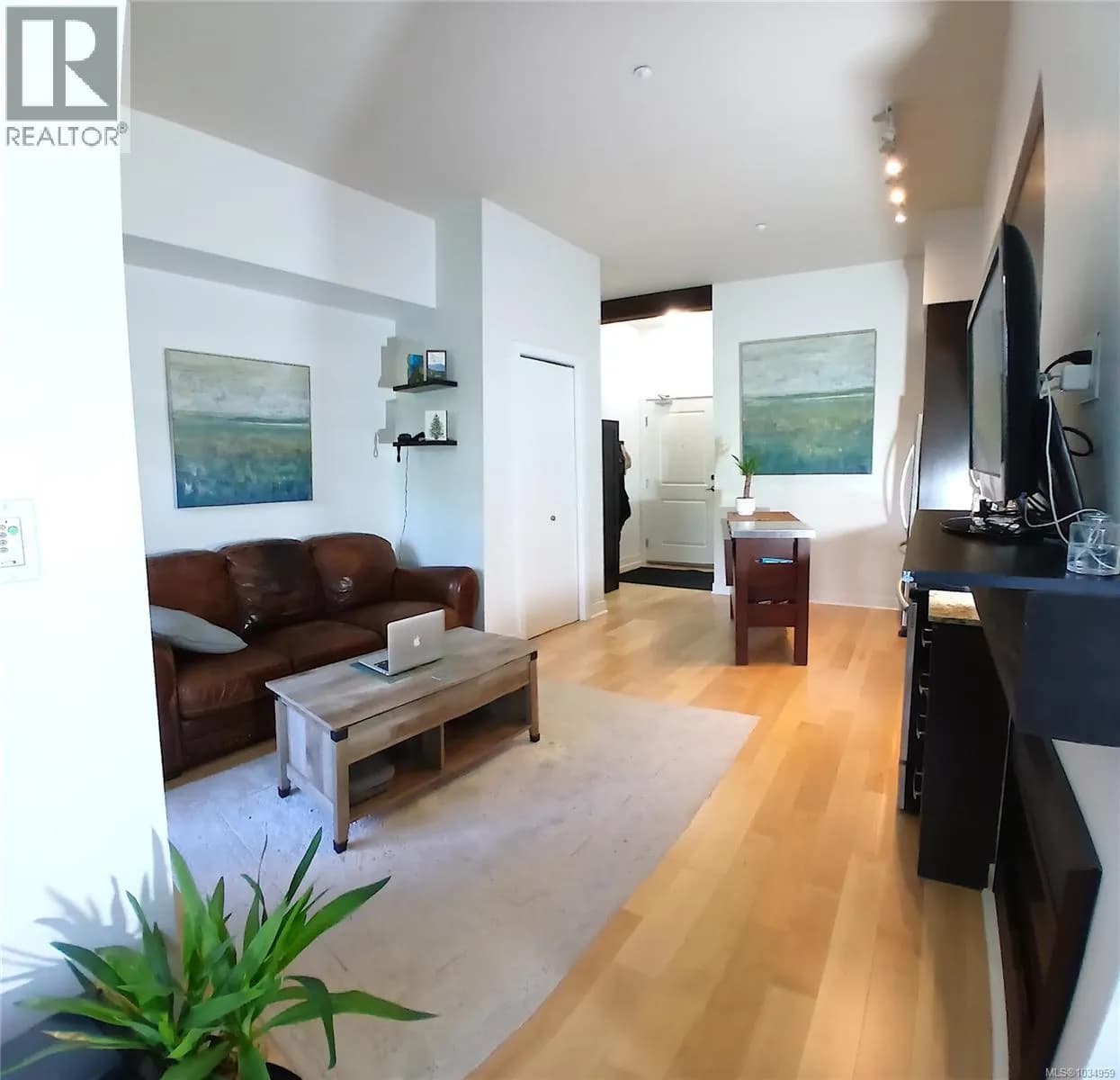 #119 1395 Bear Mountain Pkwy, Langford, BC photo 2