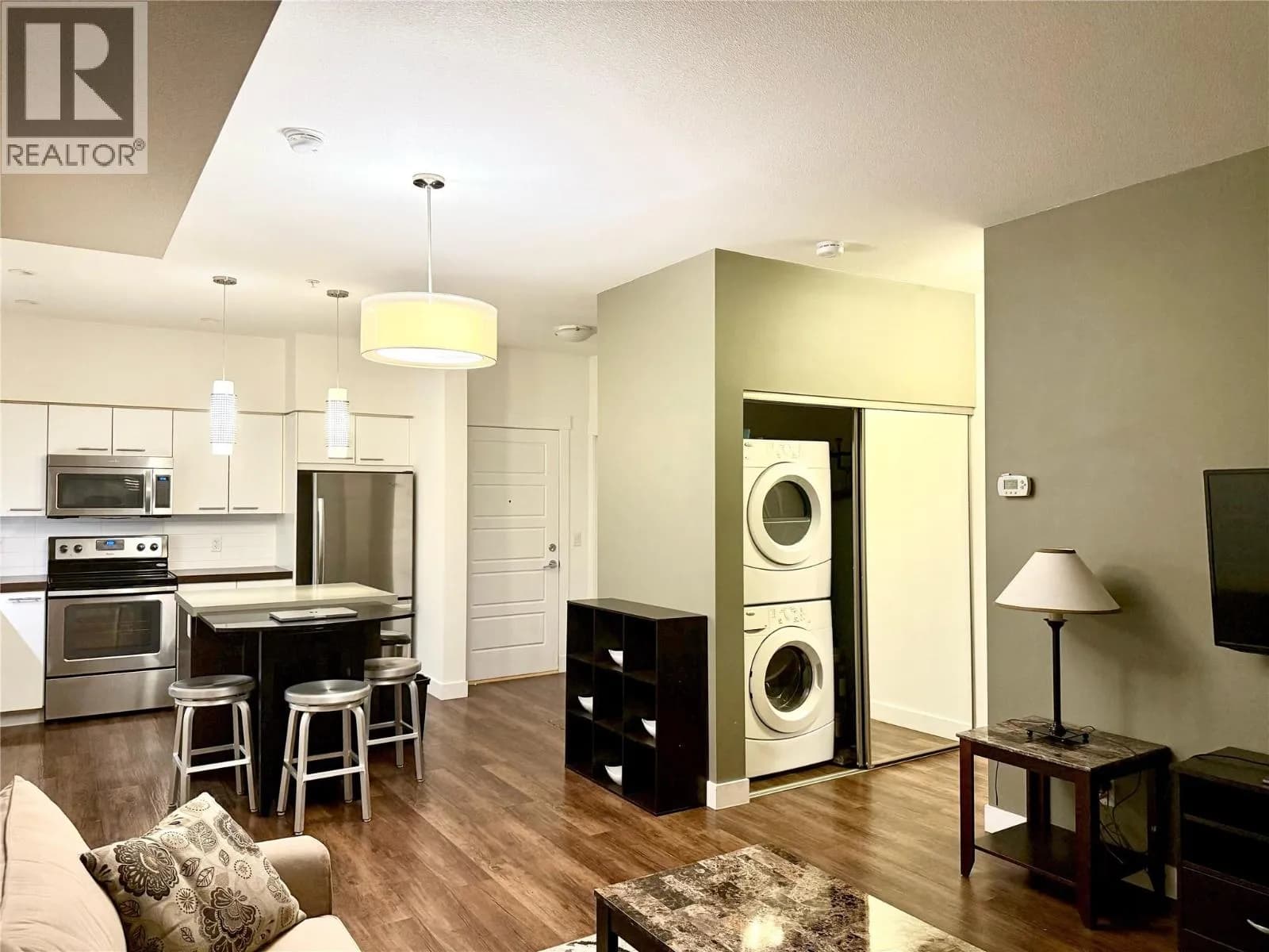 #216 975 Academy Way, Kelowna, BC photo 3