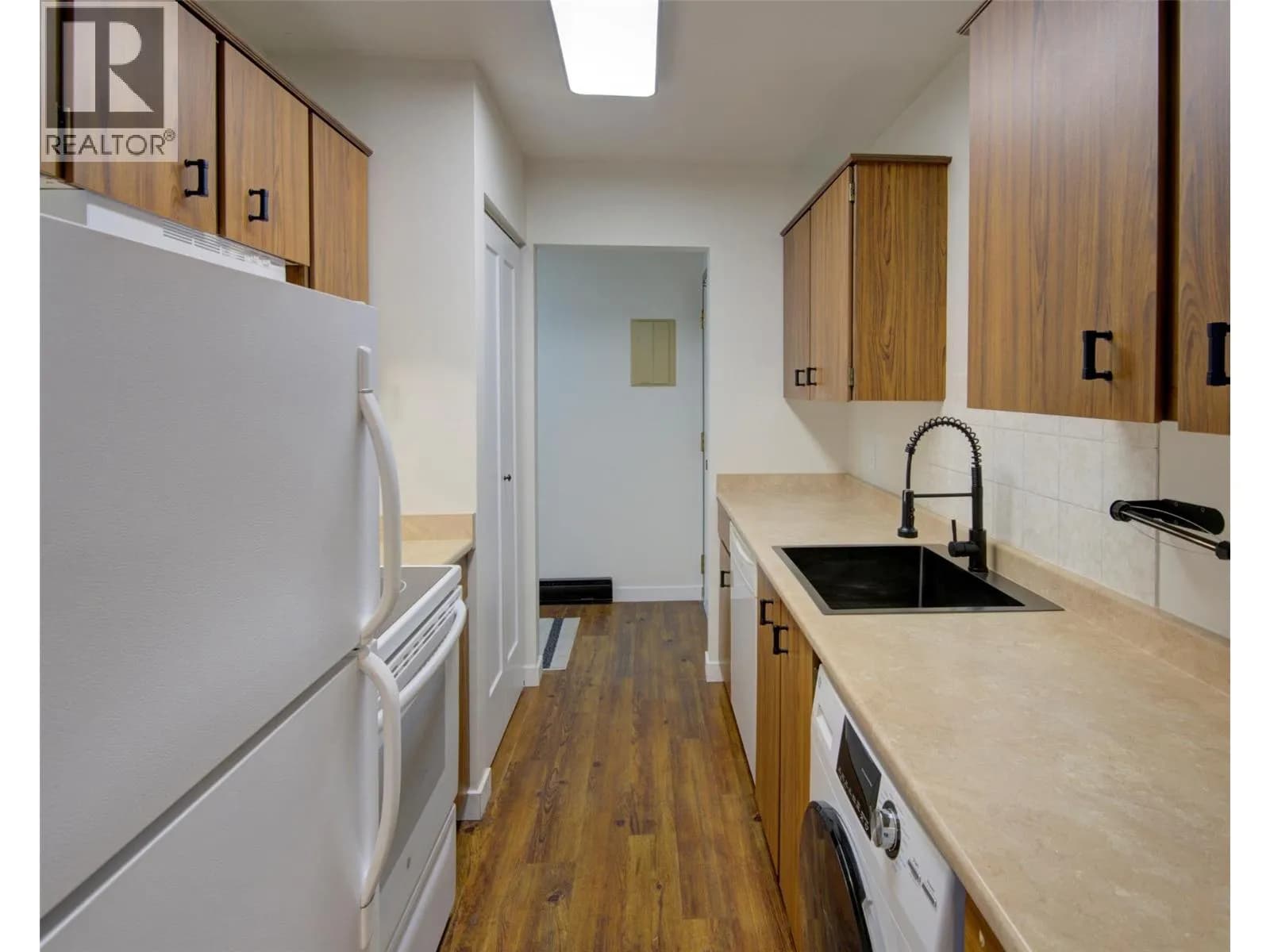 #108 3704 27 Avenue, Vernon, BC photo 4