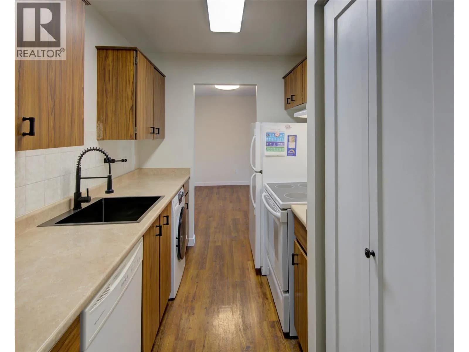 #108 3704 27 Avenue, Vernon, BC photo 5