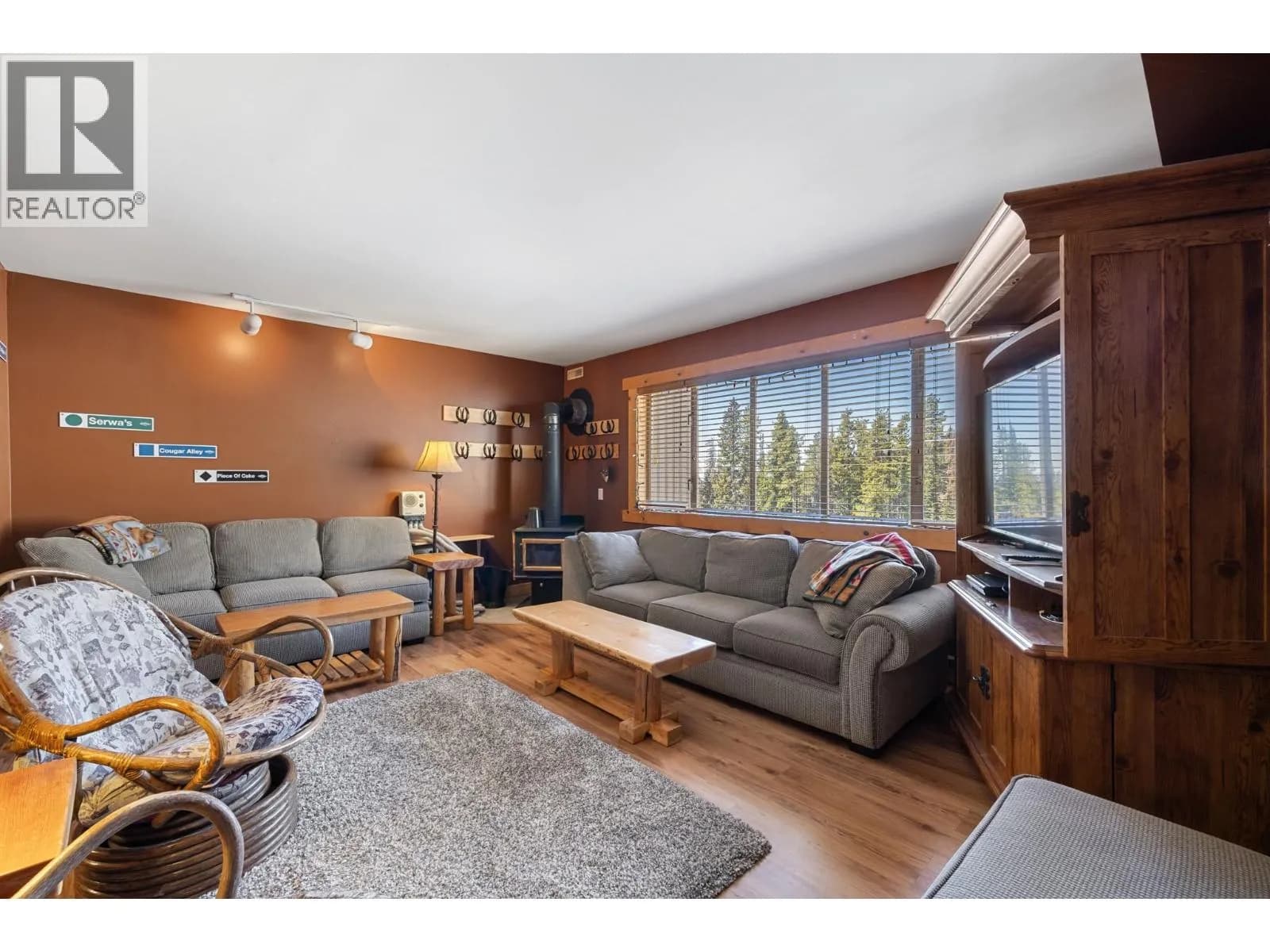 #B3 7375 Porcupine Road, Big White, BC photo 2