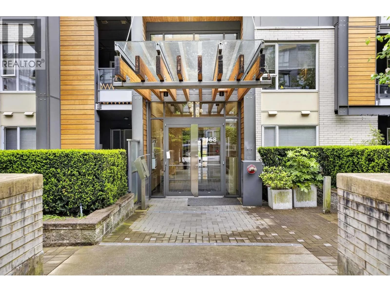 9168 SLOPES MEWS, Burnaby