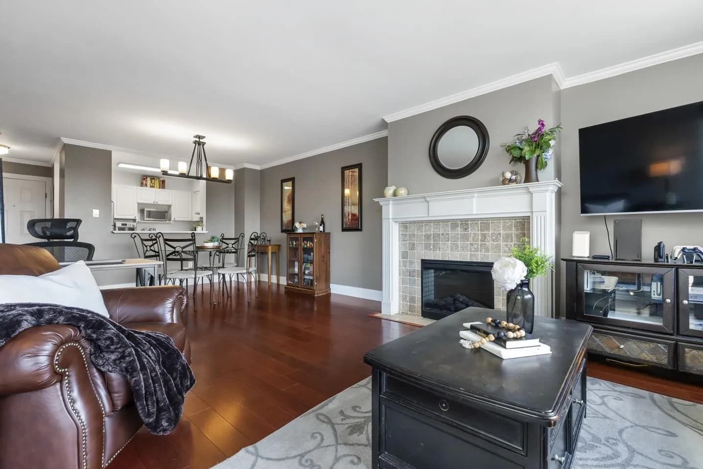 #206 9763 140 STREET, Surrey, BC photo 2