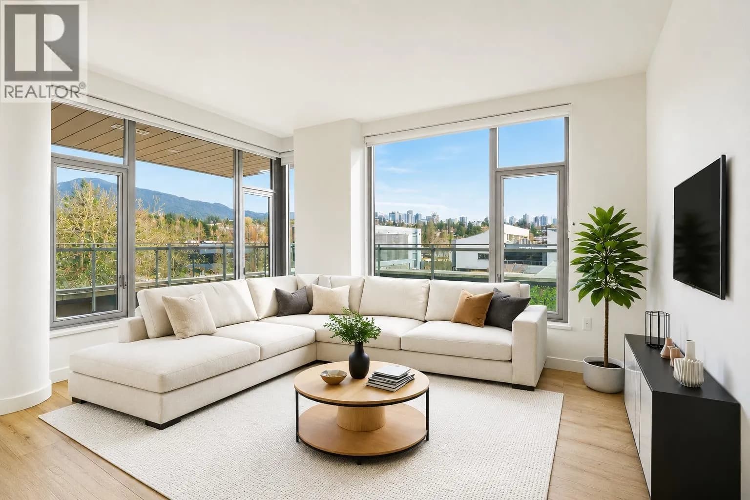 #312 755 HARBOURSIDE DRIVE, North Vancouver, BC photo 2