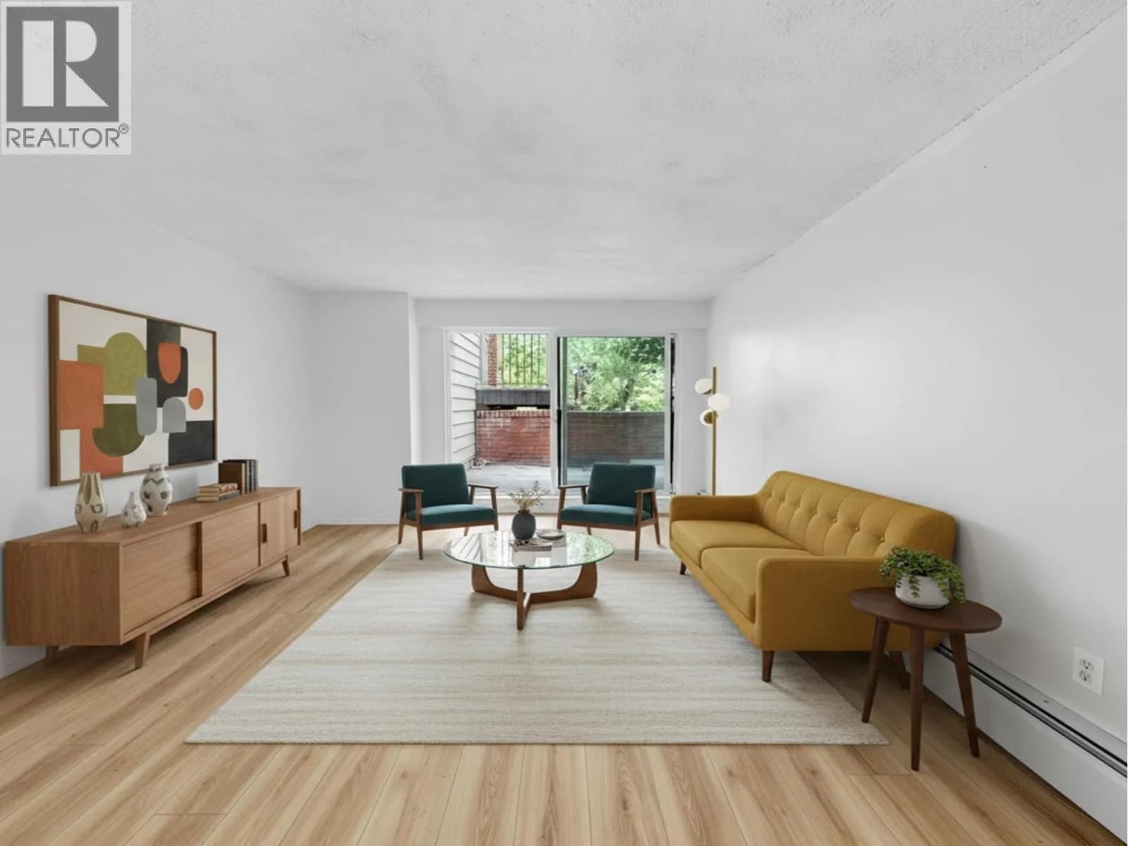 588 E 5 AVENUE, Vancouver