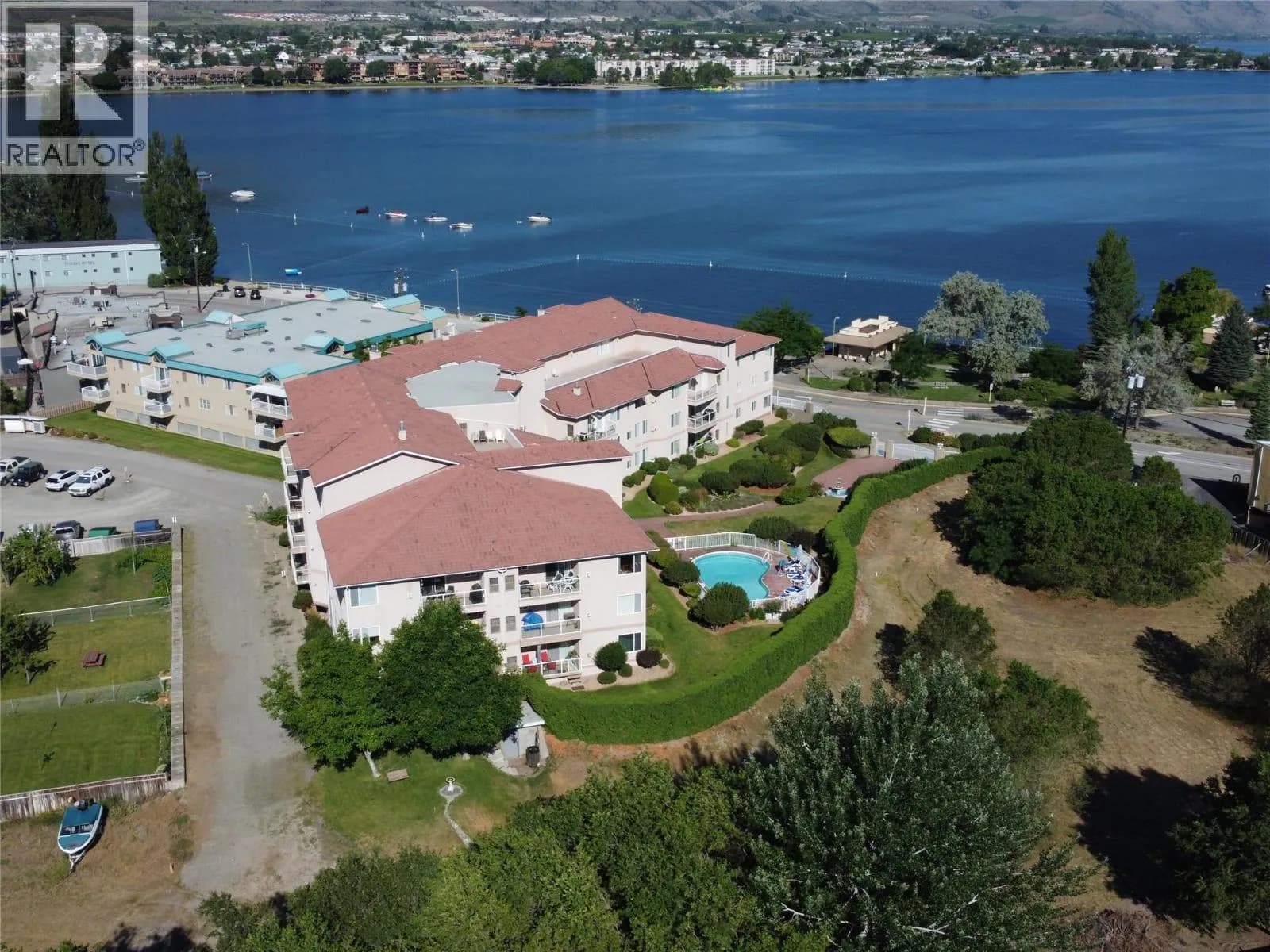 6805 COTTONWOOD Drive, Osoyoos