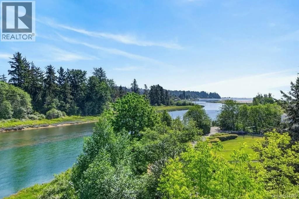 #409 1944 Riverside Lane, Courtenay, BC photo 2