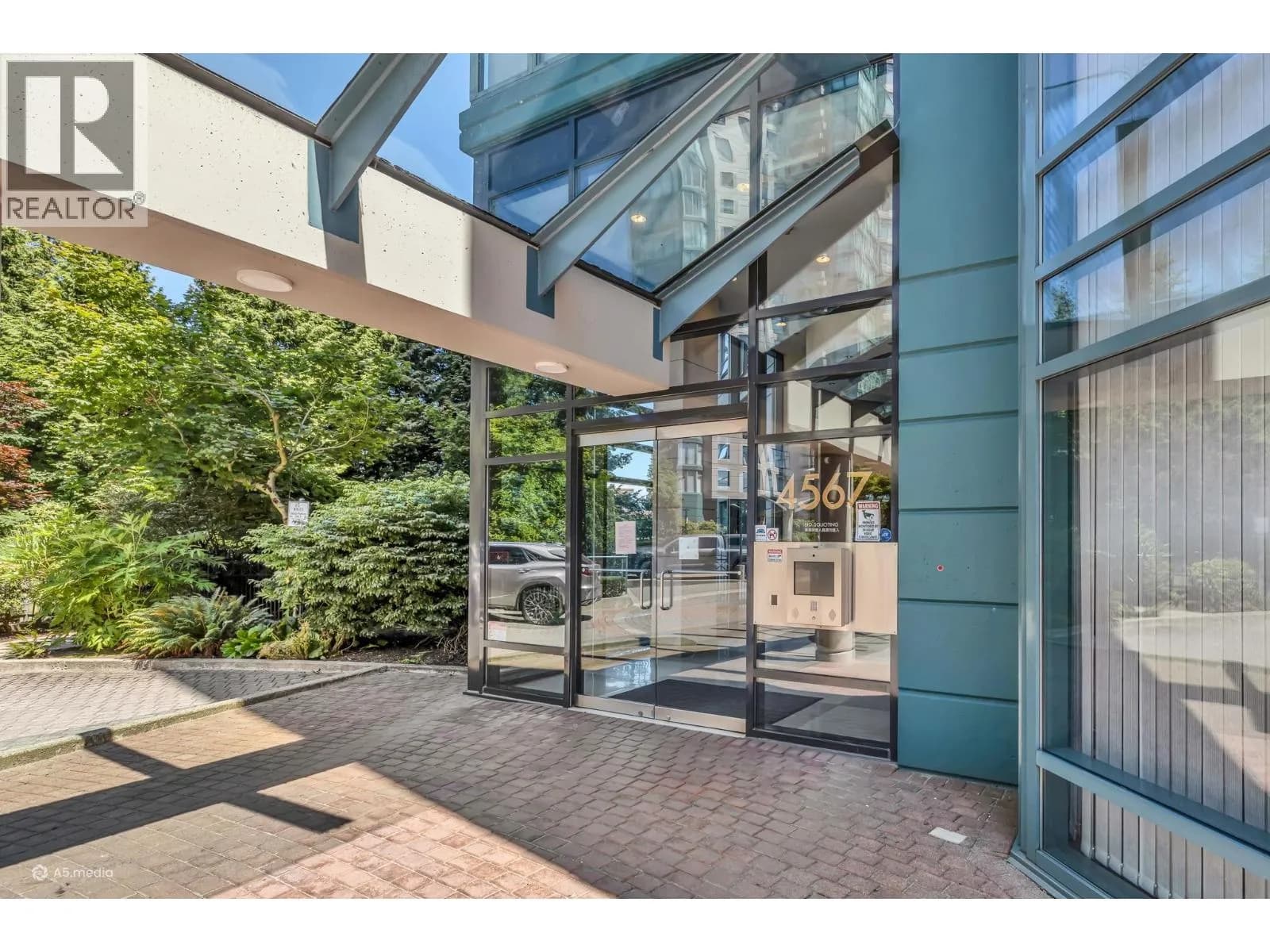 #1103 4567 HAZEL STREET, Burnaby, BC photo 2