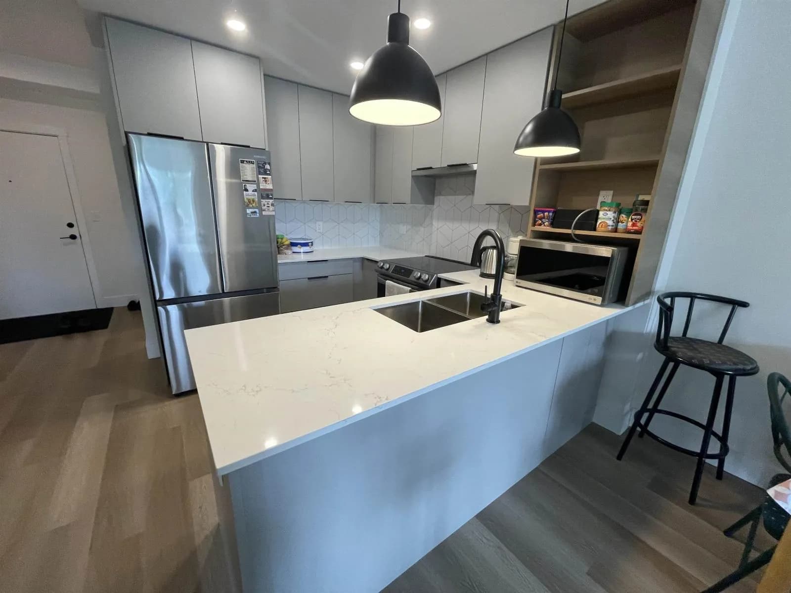 #210 10778 138 STREET, Surrey, BC photo 2