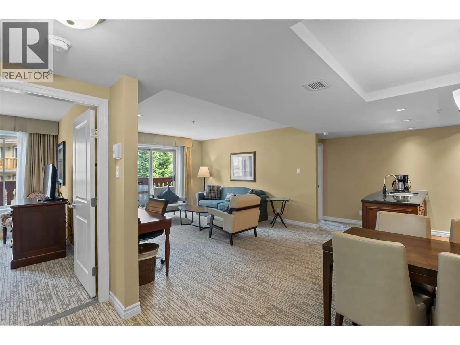 #1315A 3250 Village Way, Sun Peaks, BC photo 2