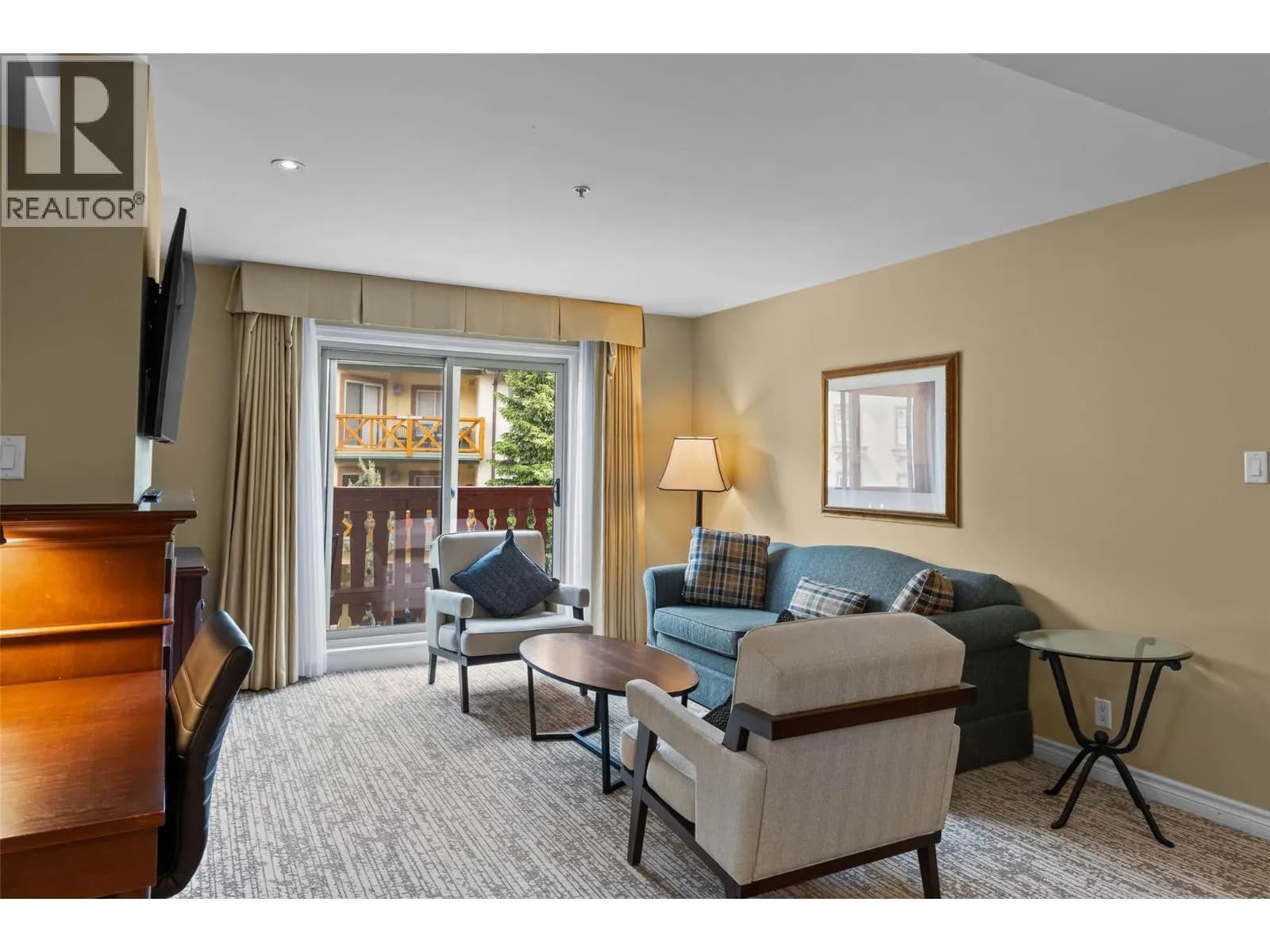 #1315A 3250 Village Way, Sun Peaks, BC photo 3