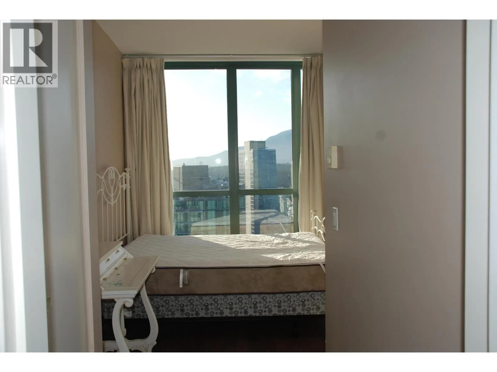 #2908 1239 WEST GEORGIA STREET, Vancouver, BC photo 5