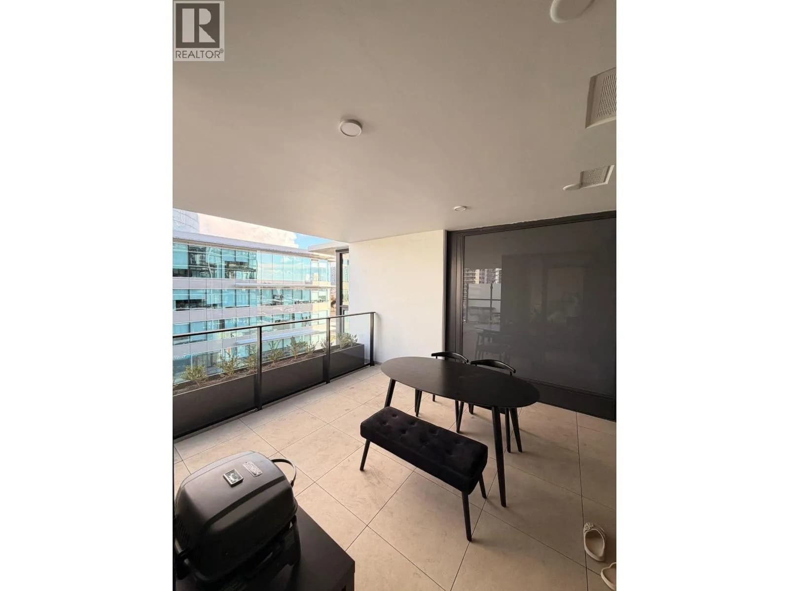 #515 135 E 13TH STREET, North Vancouver, BC photo 5