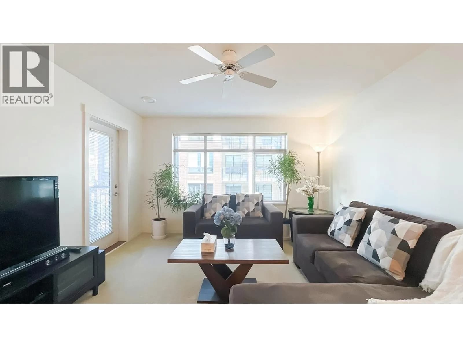 9288 ODLIN ROAD, Richmond