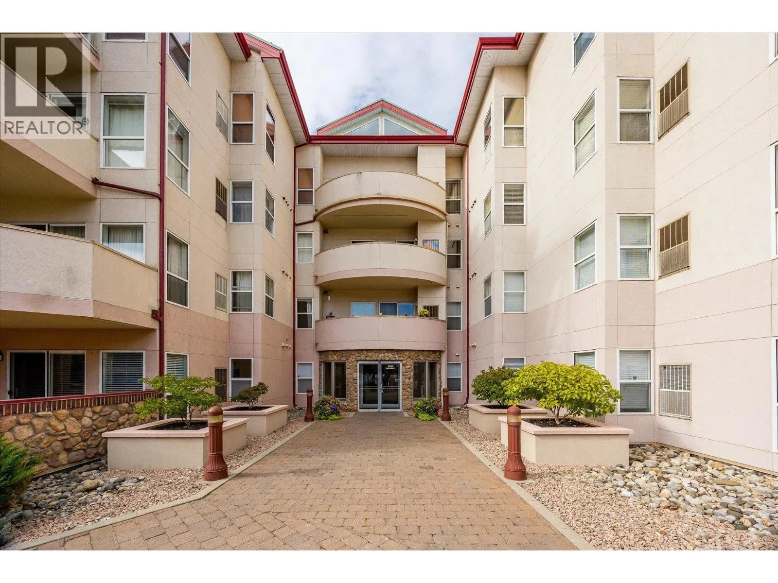 #407 2388 Baron Road, Kelowna, BC photo 4