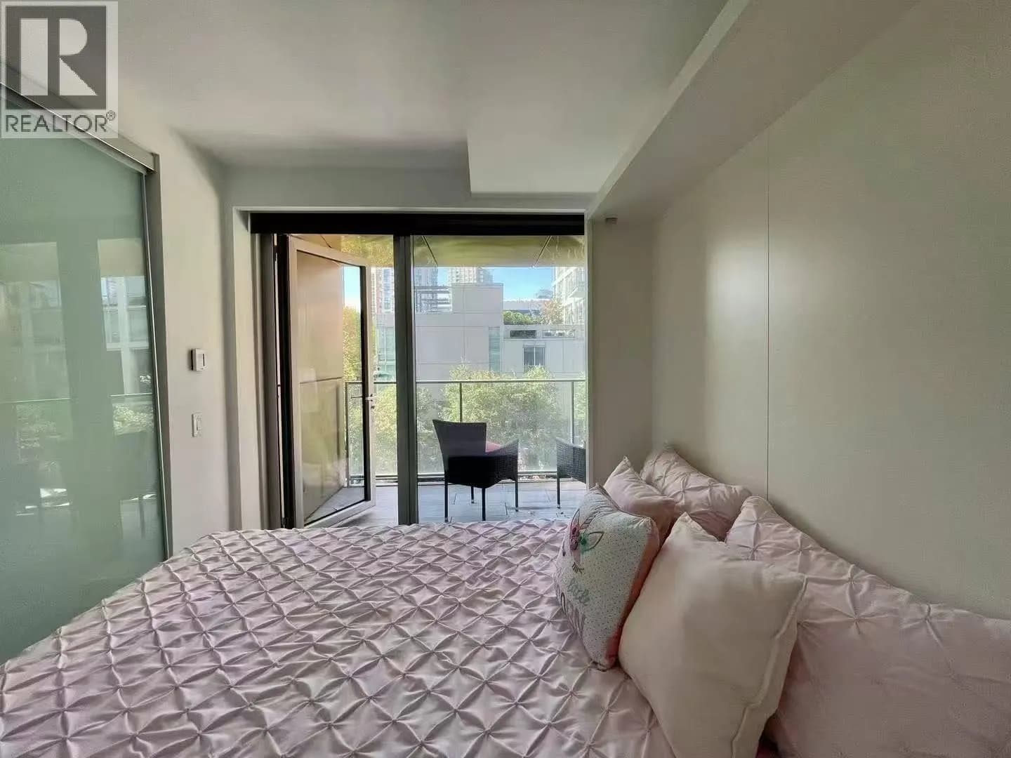 #503 1480 HOWE STREET, Vancouver, BC photo 5