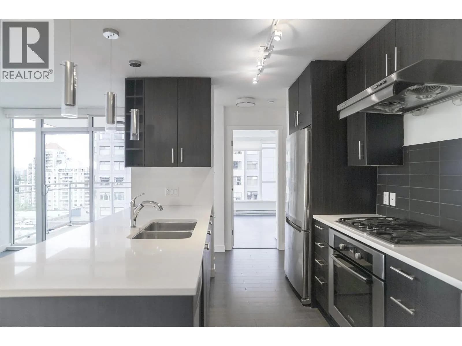 #1705 608 BELMONT STREET, New Westminster, BC photo 5