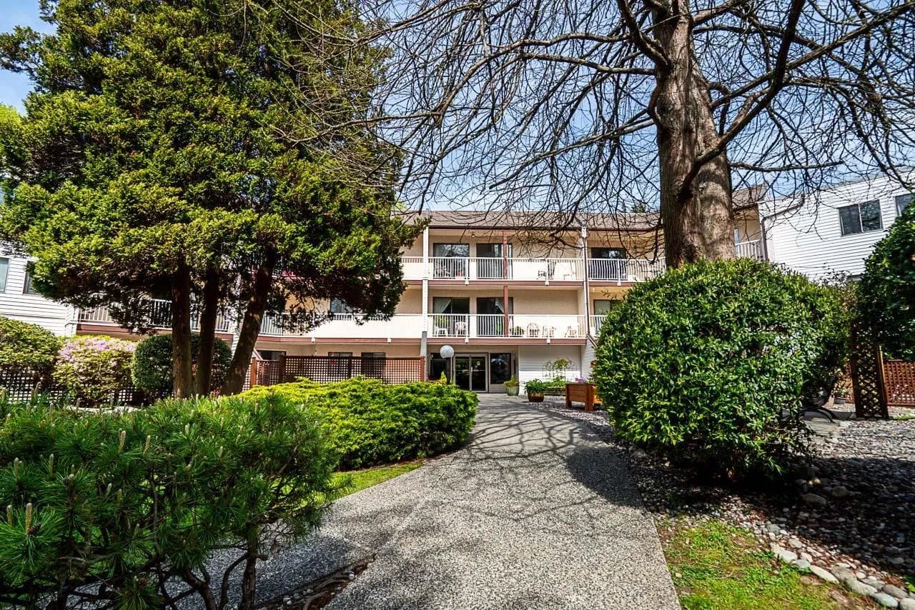 #204 12890 17 AVENUE, Surrey, BC photo 4