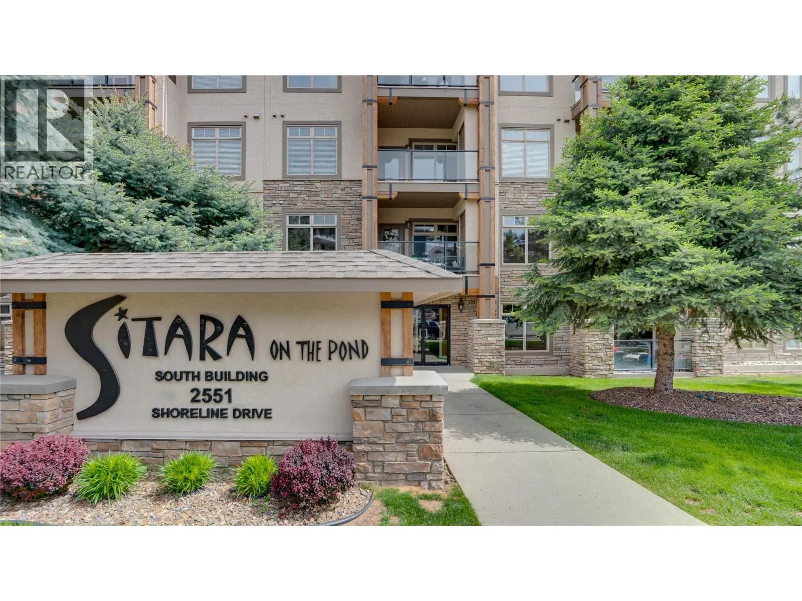 2551 Shoreline Drive, Lake Country