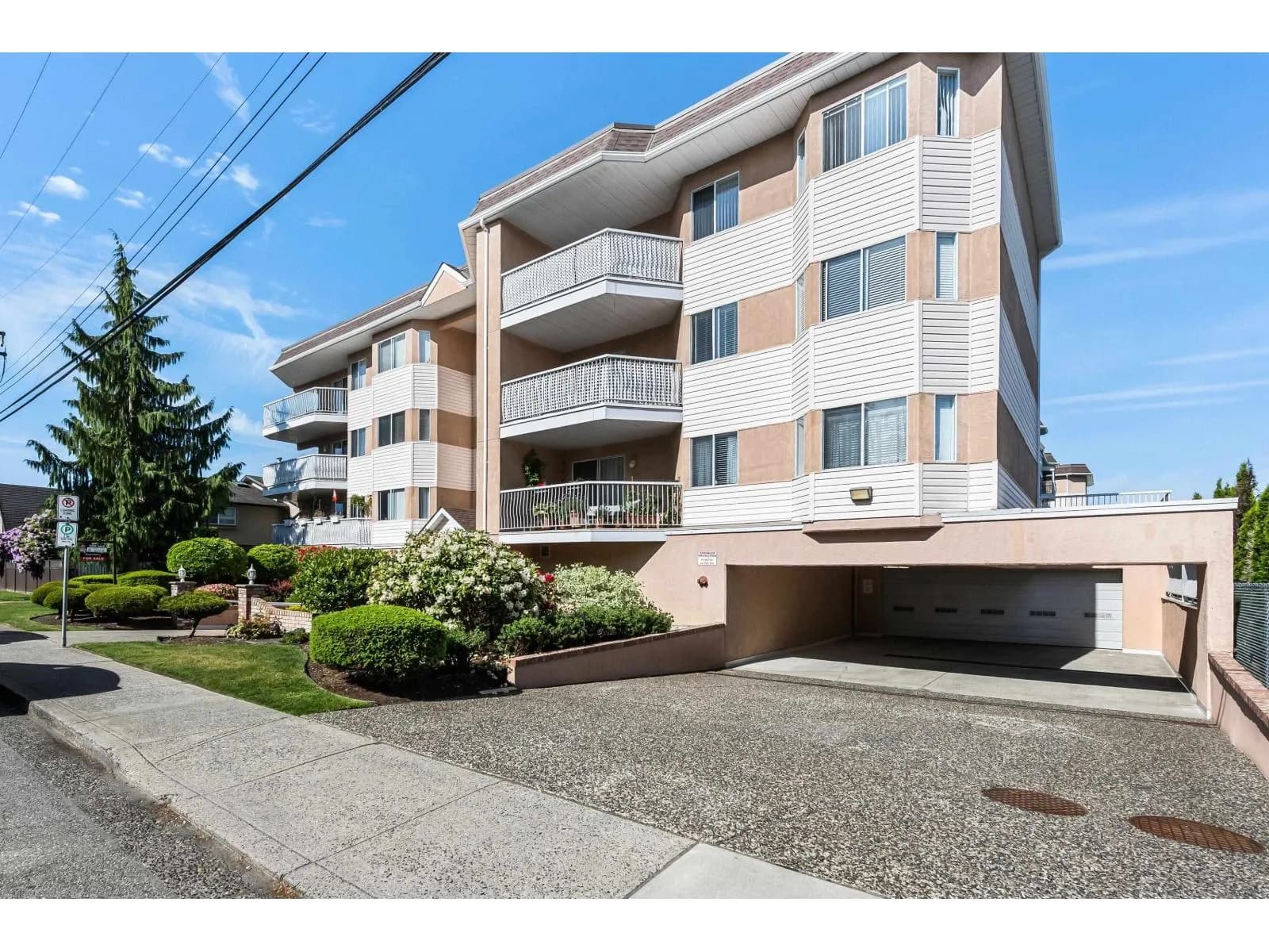 8985 MARY STREET, Chilliwack