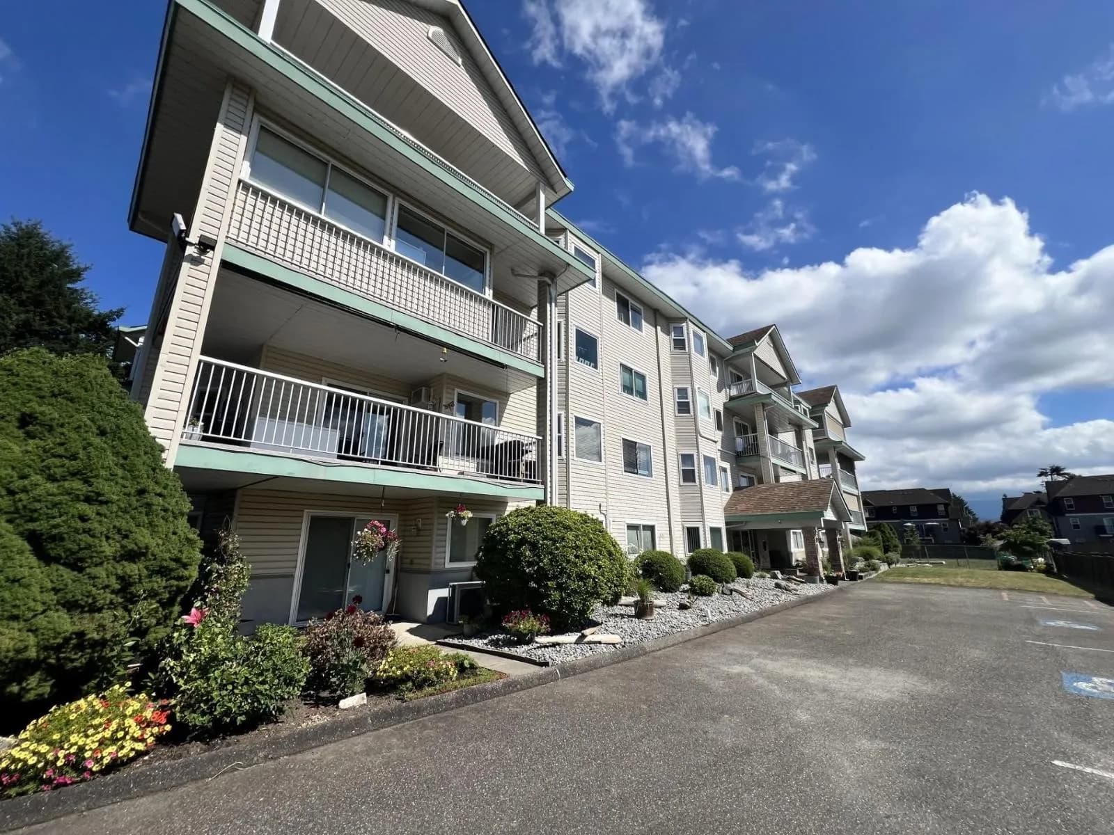 #104 46966 YALE ROAD, Chilliwack, BC photo 3
